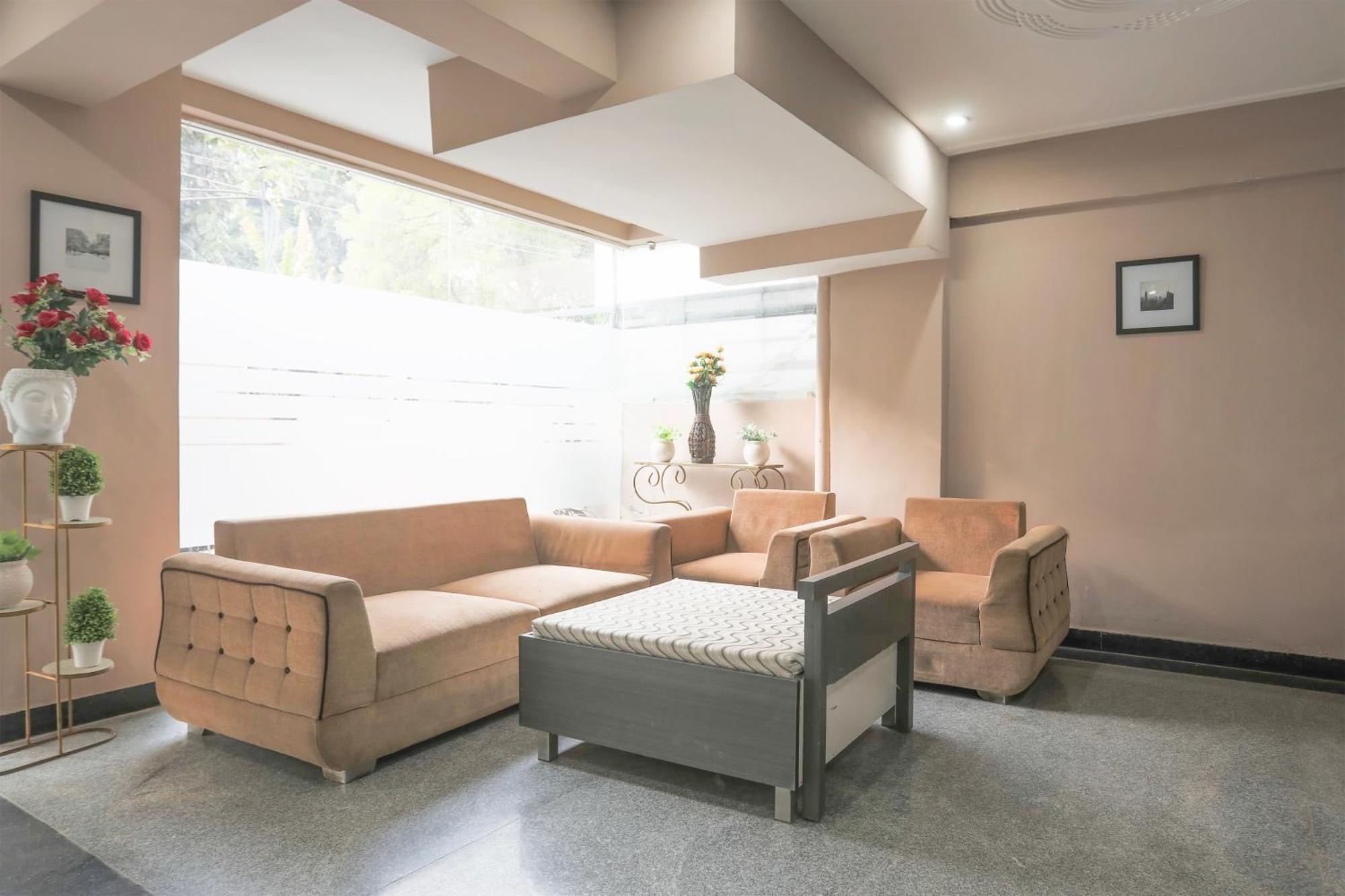 Fabhotel Bliss Premium Гургаон Екстериор снимка